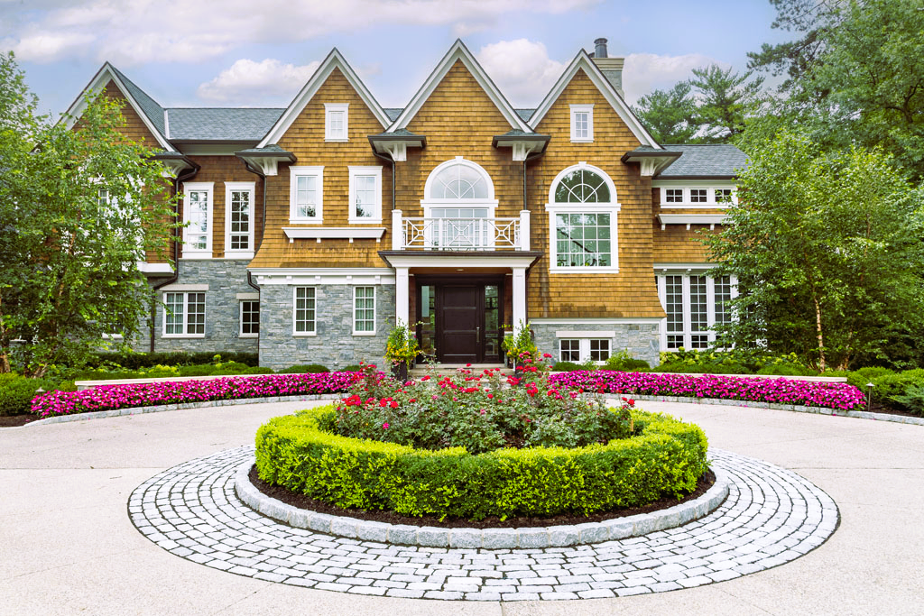 The Power of Landscaping: Enhancing Your Home’s Exterior Beauty